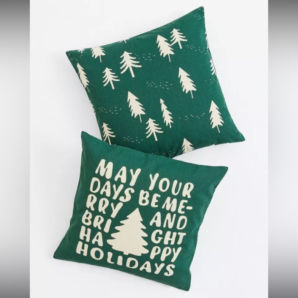 🎄Two Piece Holiday Pillow Covers 20"x20" by H&M Happy Holidays, Fir Tree NWT